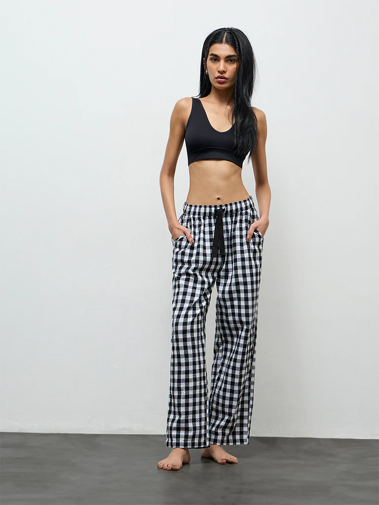 Wunderlove Black Checkered High-Rise Cotton Pants