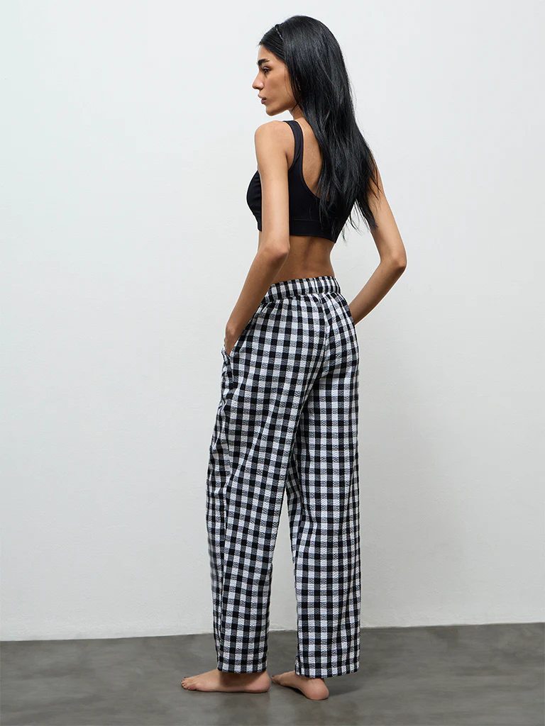 Wunderlove Black Checkered High-Rise Cotton Pants - Image 3