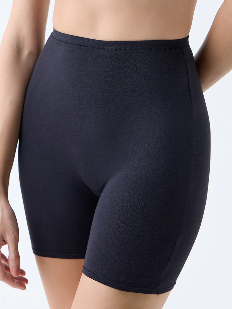 Wunderlove Black Cotton-Blend Shapewear Cycling Shorts - Image 3
