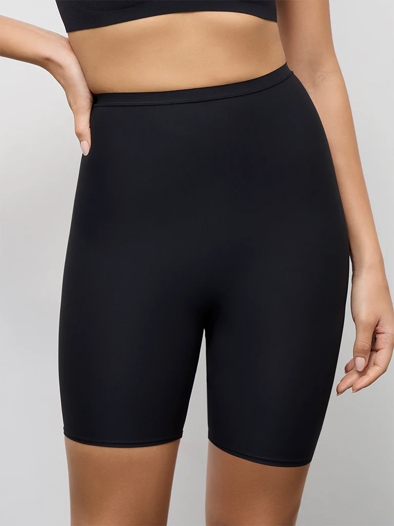Wunderlove Black high-Rise Fygure Shaping Long Pants - Image 2