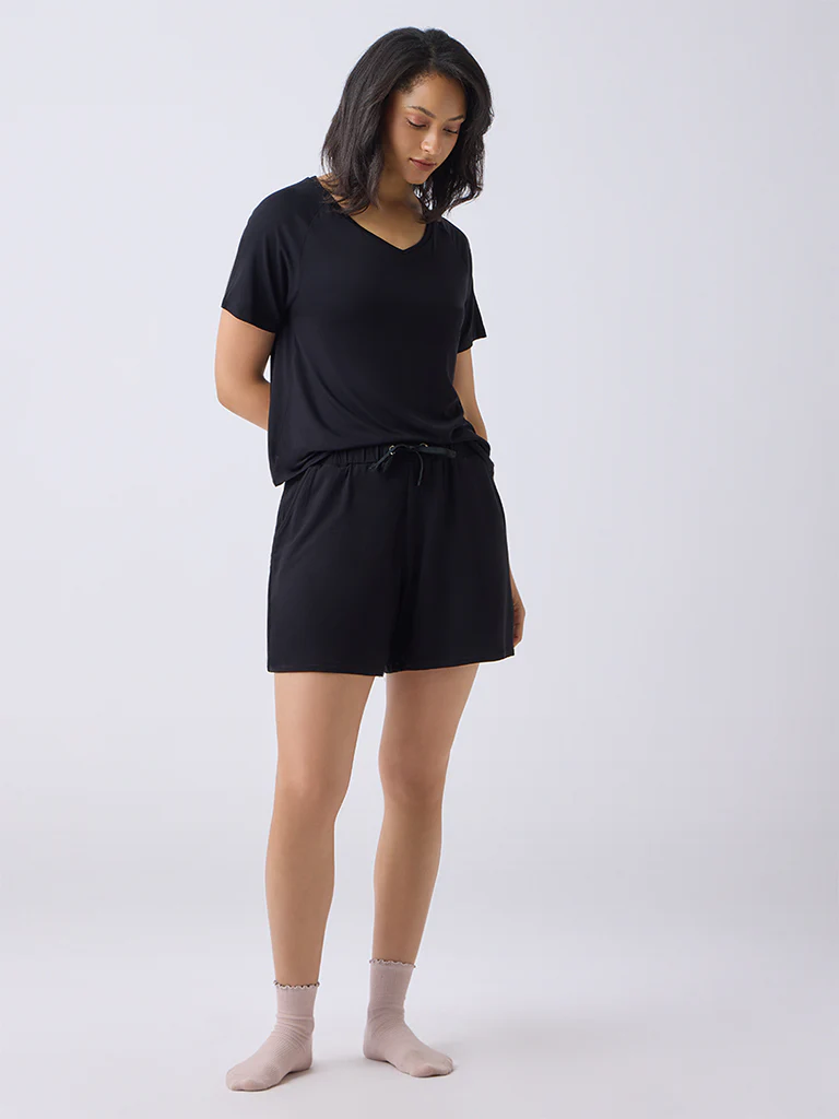 Wunderlove Black High-Rise Shorts