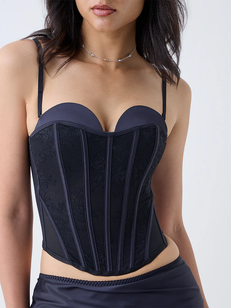 Wunderlove Black Lace Detailed Corset Top - Image 3