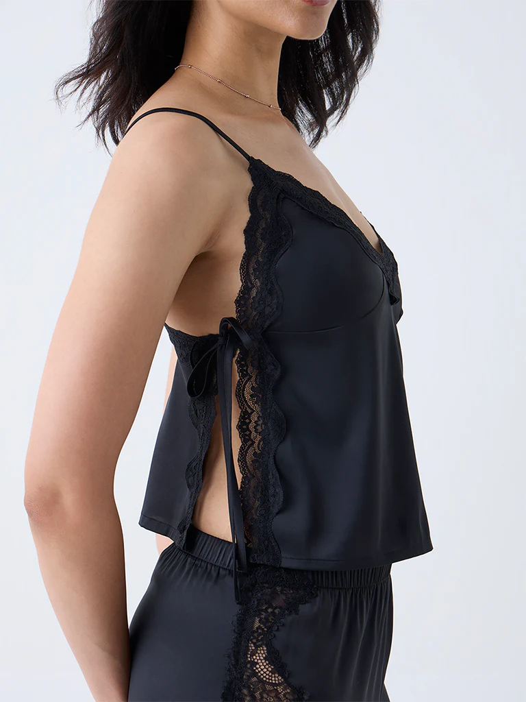 Wunderlove Black Lace Detailed Satin Camisole - Image 3