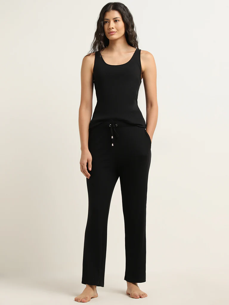 Wunderlove Black Ribbed Textured Cotton-Blend Camisole
