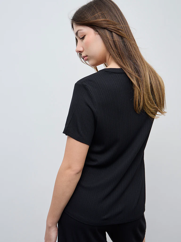 Wunderlove Black Ribbed-Textured Henley Top - Image 4
