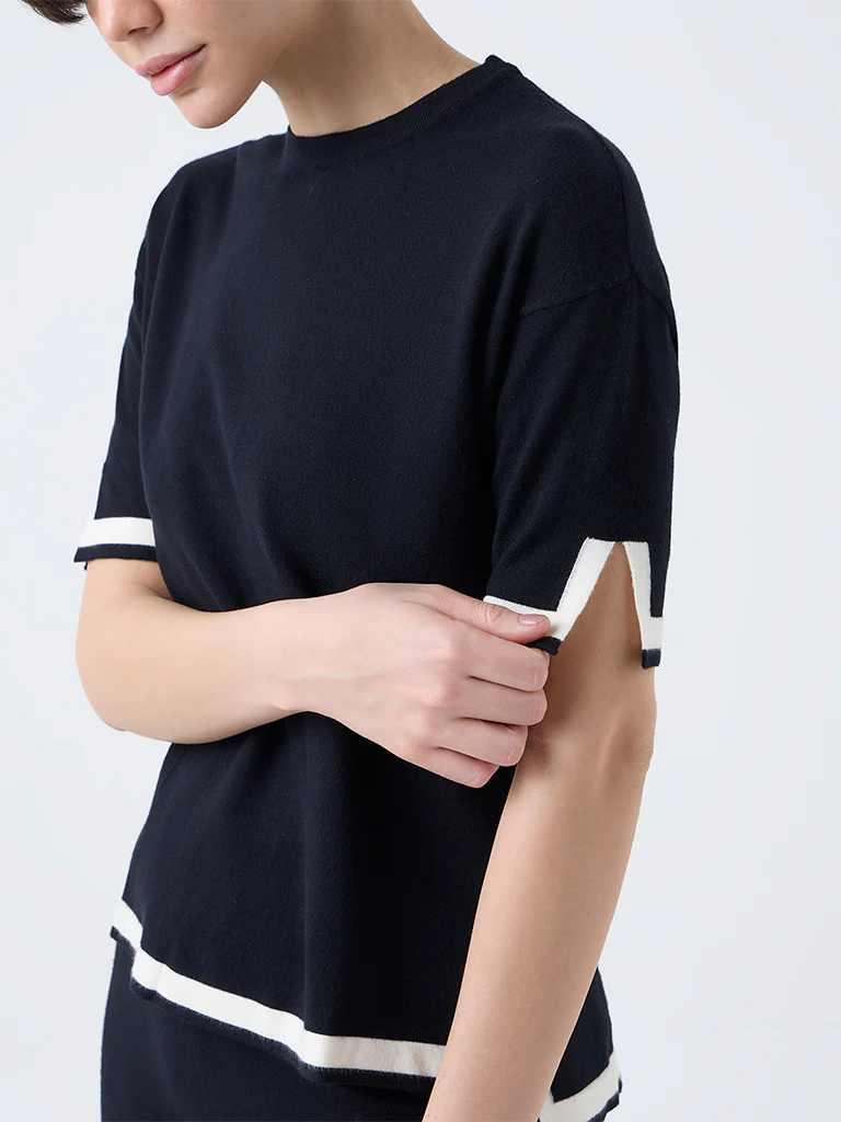 Wunderlove Black Solid Top - Image 3