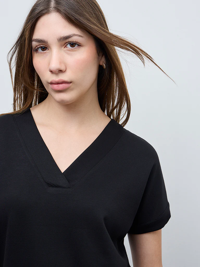Wunderlove Black Solid Top - Image 3