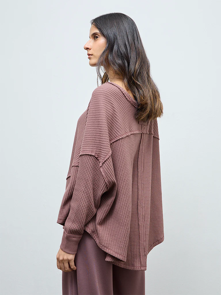 Wunderlove Brown Waffle-Textured Oversized Cotton-Blend Top - Image 4