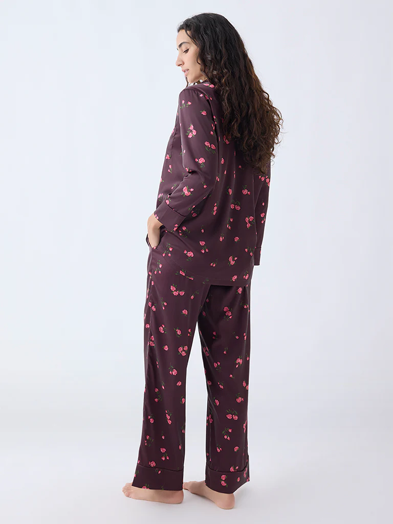 Wunderlove Dark Brown Floral Pattern Satin Shirt and Pyjama Set - Image 4