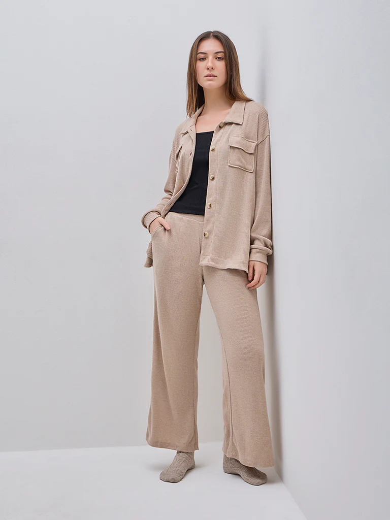 Wunderlove Dark Brown Ribbed Shirt - Image 3