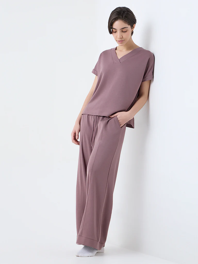Wunderlove Mauve Solid V-Neck Top - Image 2