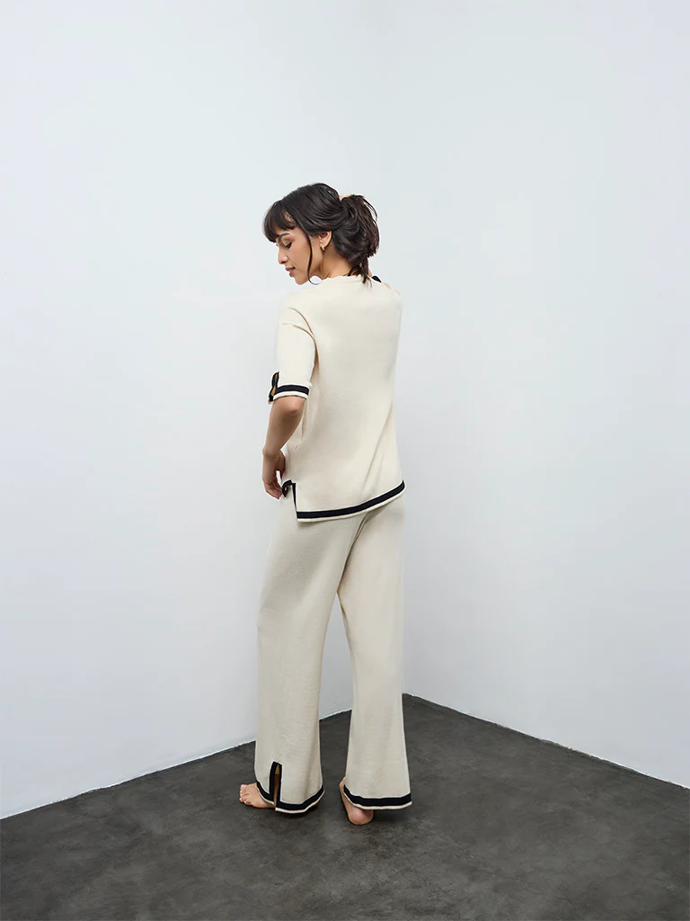 Wunderlove Off-White Contrast-Detailed High-Rise Pants - Image 4