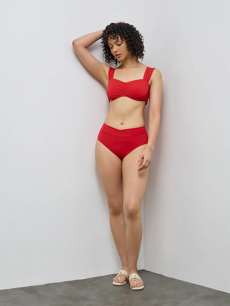 Wunderlove Red Criss-Cross Waist Briefs