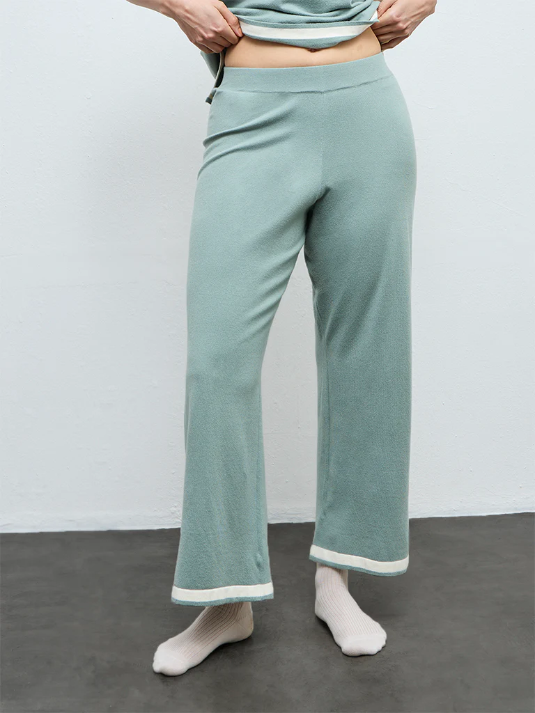 Wunderlove Sage Contrast-Detail High-Rise Pants - Image 2