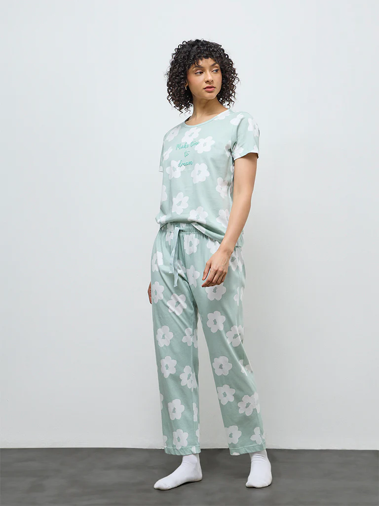 Wunderlove Sage Floral Cotton Pyjama Set in a Bag - Image 2