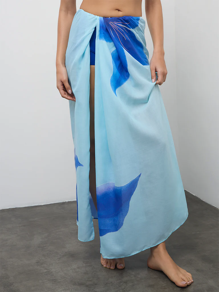 Wunderlove Swimwear Blue Floral Printed Sarong In A Bag - Image 2