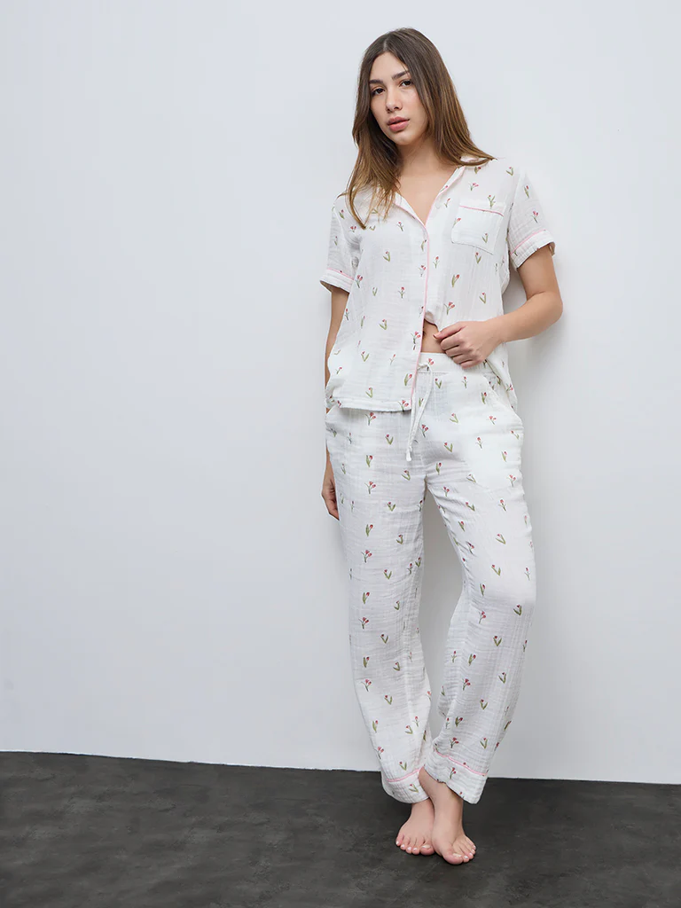 Wunderlove White Floral Printed Cotton Shirt and Pyjamas Set