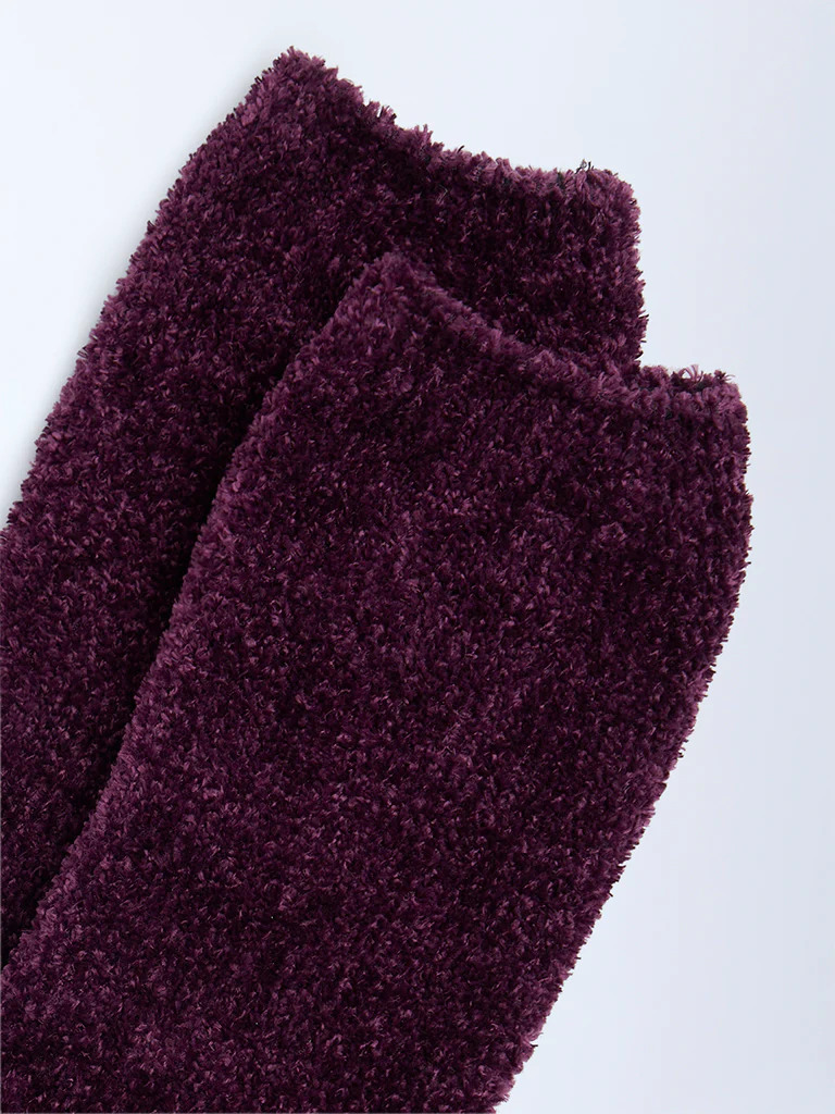 Wunderlove Wine Chenille Fuzzy Socks - Image 3