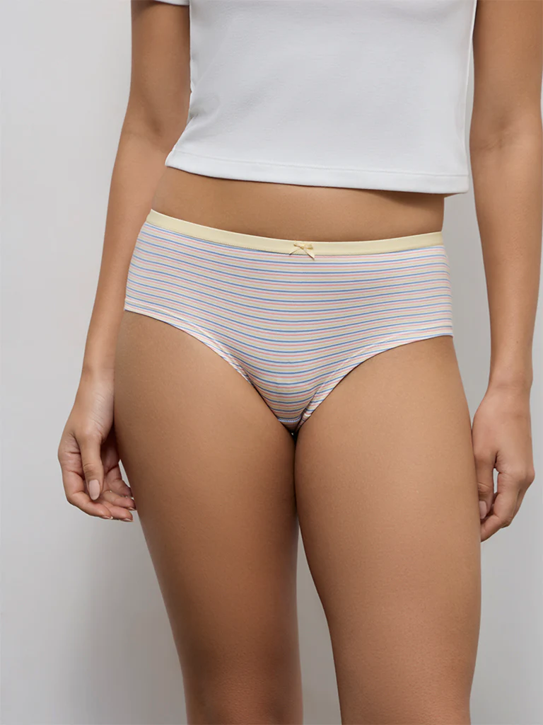 Wunderlove Yellow Printed Low-Rise Cotton-Blend Briefs - Pack of 3 - Image 2
