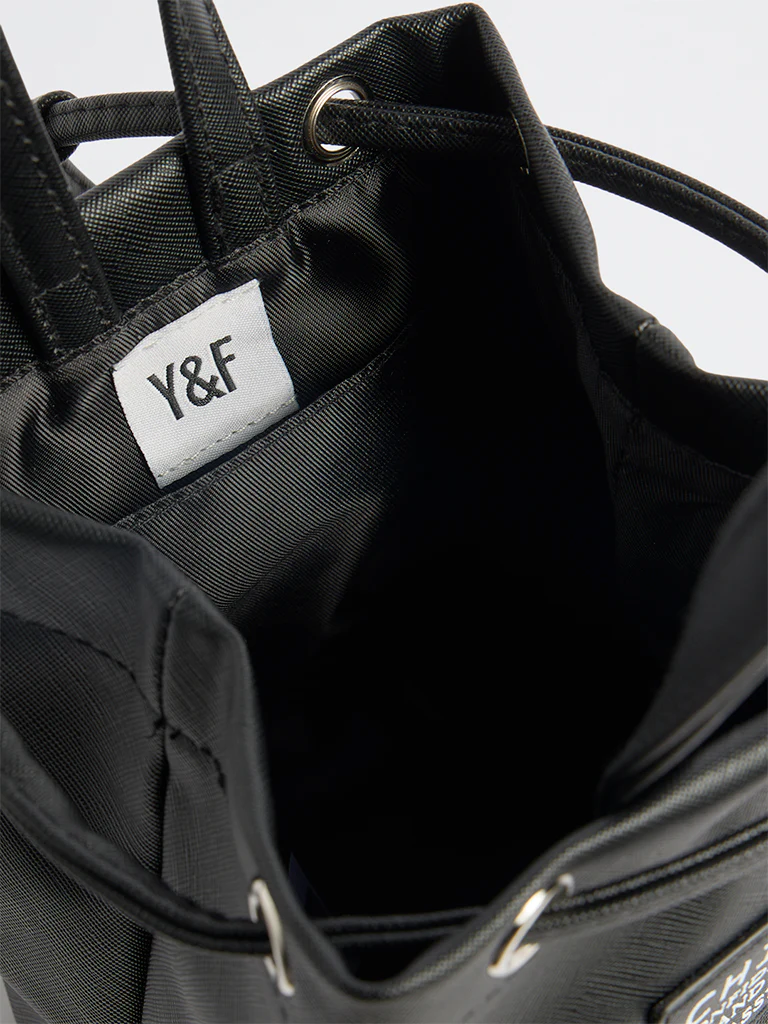 Y&F Kids Black Text-Detailed Shoulder Bag - Image 4