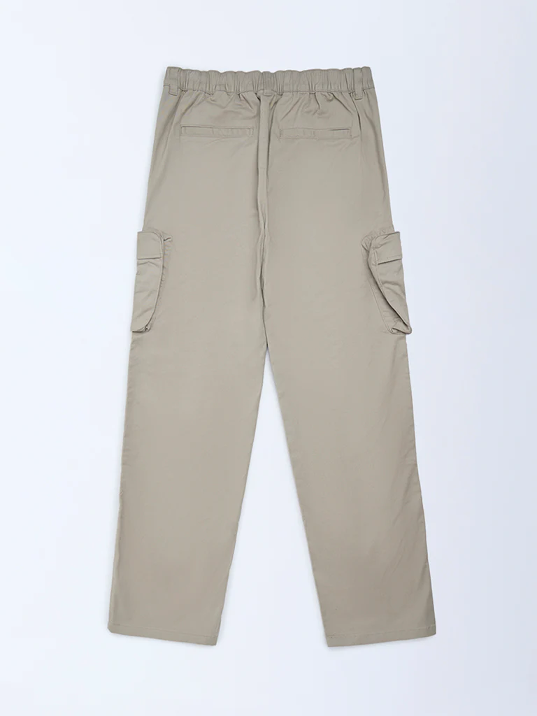 Y&F Kids Boys Beige Cargo-Style Mid-Rise Cotton-Blend Trousers - Image 2