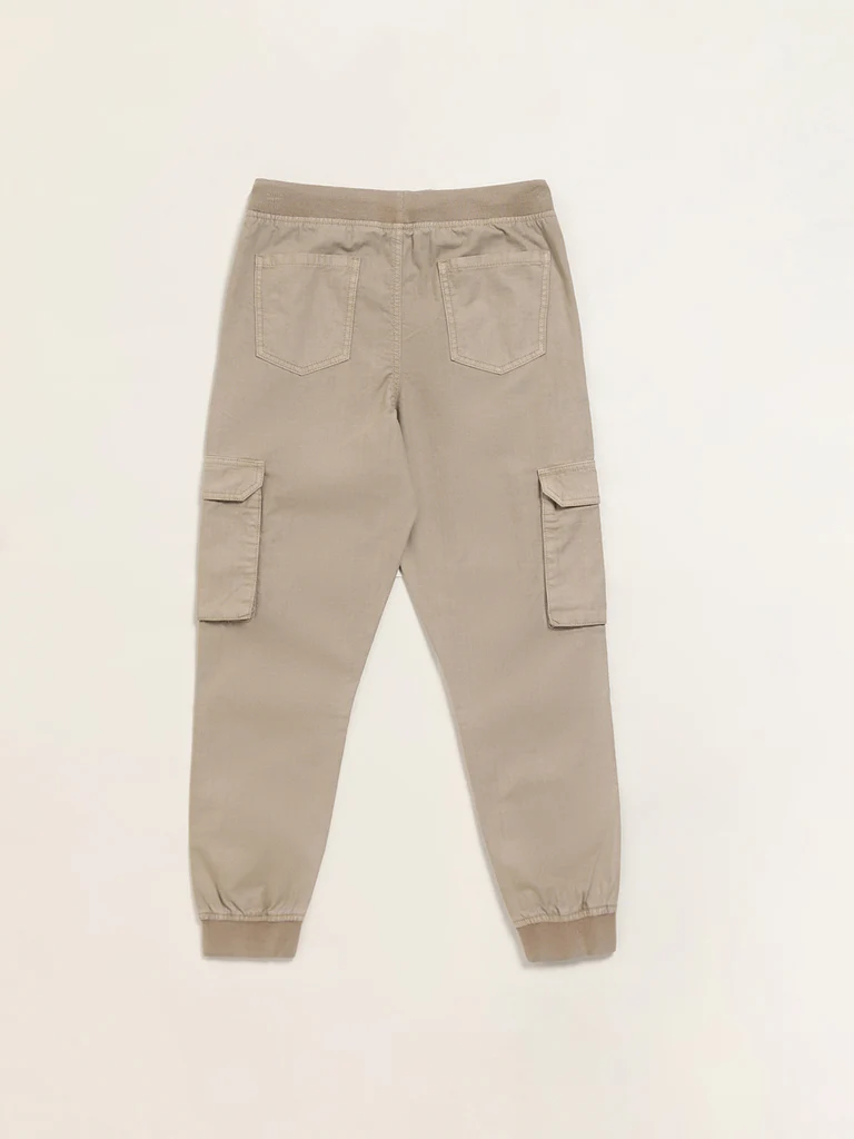 Y&F Kids Boys Beige Mid-Rise Cotton Cargo Joggers - Image 2