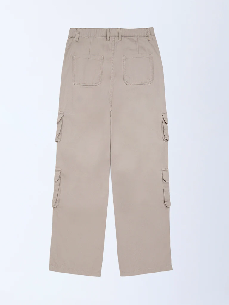 Y&F Kids Girls Beige Cargo-Style High-Rise Cotton Trousers - Image 3