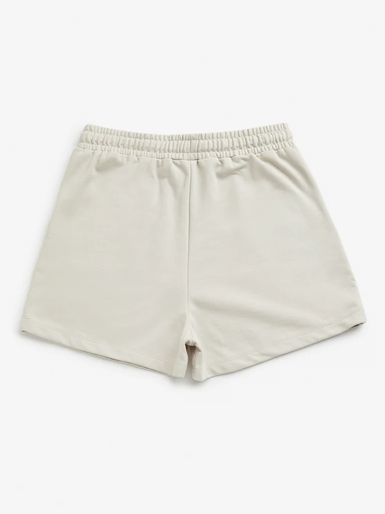 Y&F Kids Girls Beige Mid Rise Cotton Shorts - Image 3