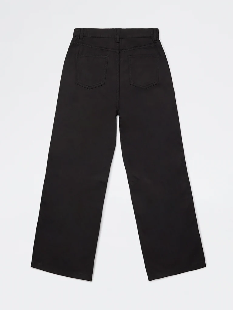 Y&F Kids Girls Black Mid-Rise Trousers - Image 3