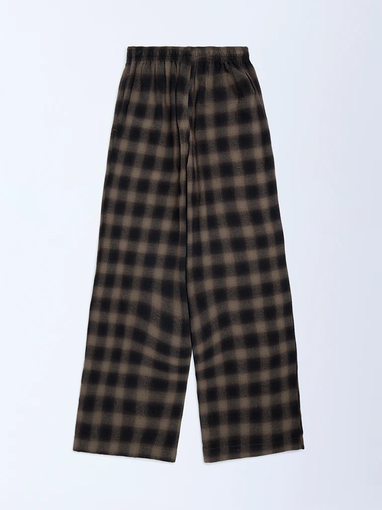 Y&F Kids Girls Brown Checks Pattern Mid-Rise Cotton Trousers - Image 2