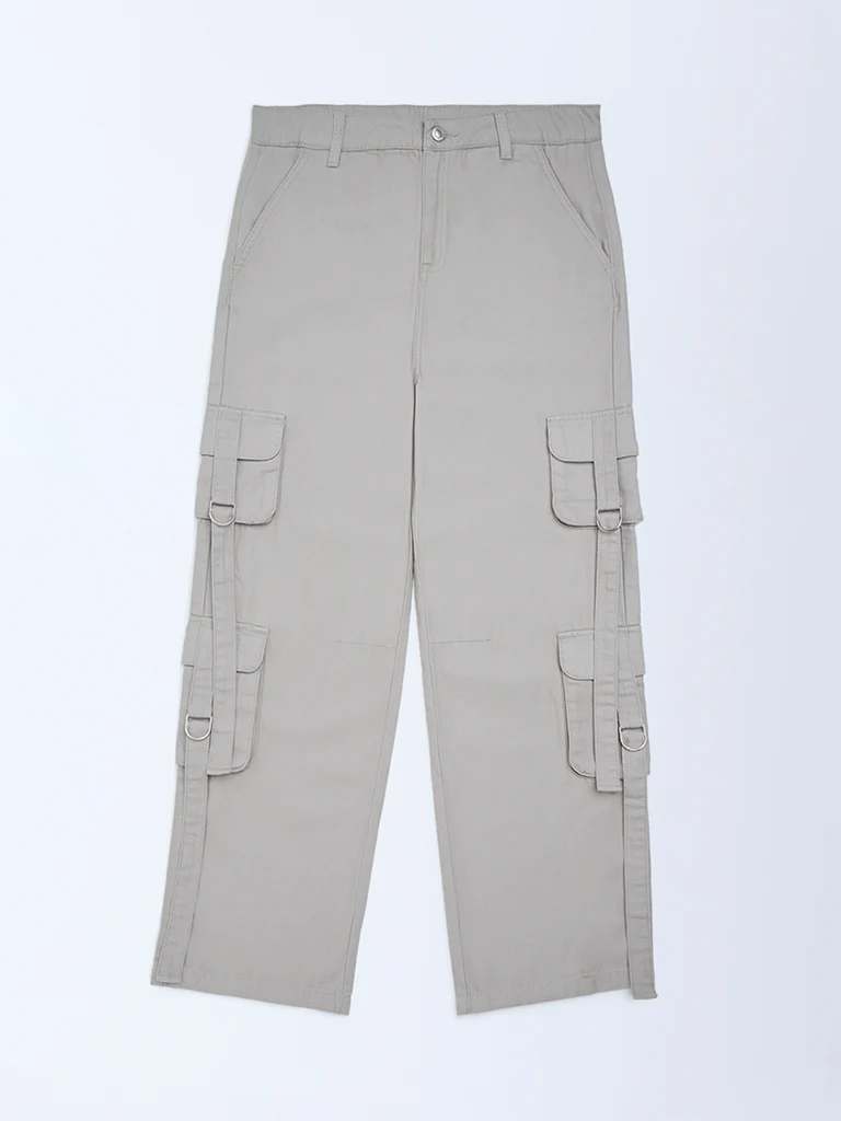 Y&F Kids Girls Grey Cargo-Style Mid-Rise Cotton Trousers