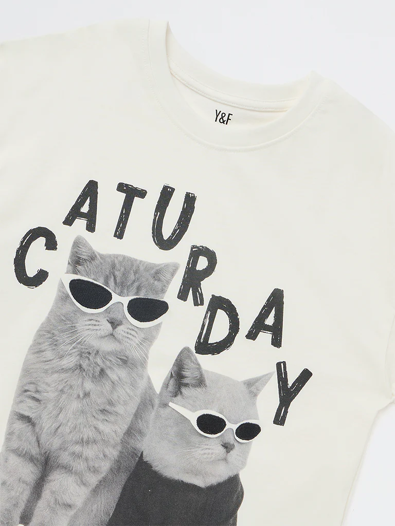 Y&F Kids Girls White Printed Cotton T-Shirt - Image 6