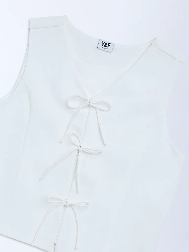 Y&F Kids Girls White Solid Waistcoat - Image 5