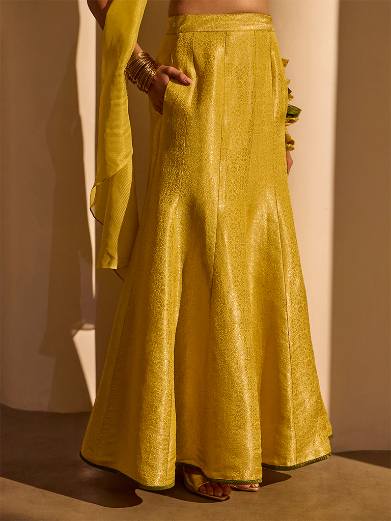 Yellow Brocade Fishtail Skirt with Pallu