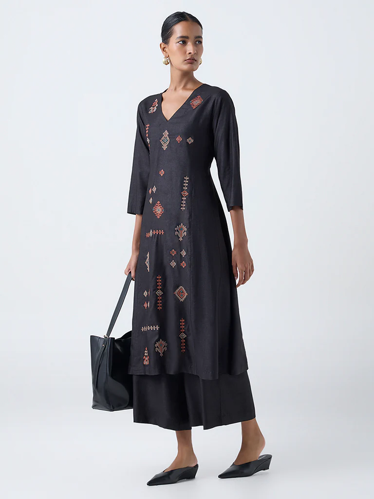 Zuba Black Embroidered A-Line Kurta - Image 2