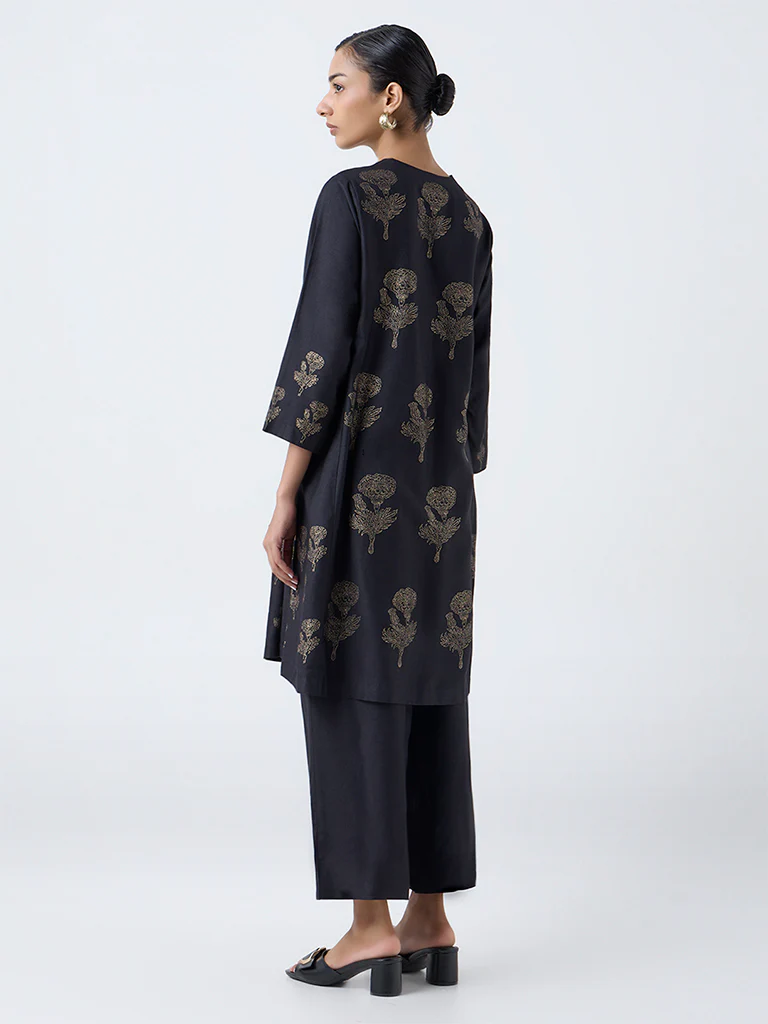 Zuba Black Floral Printed A-Line Kurta - Image 4