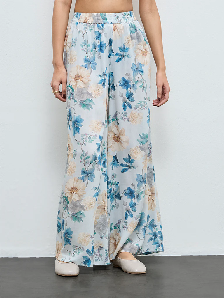 Zuba Blue Floral Printed Pants