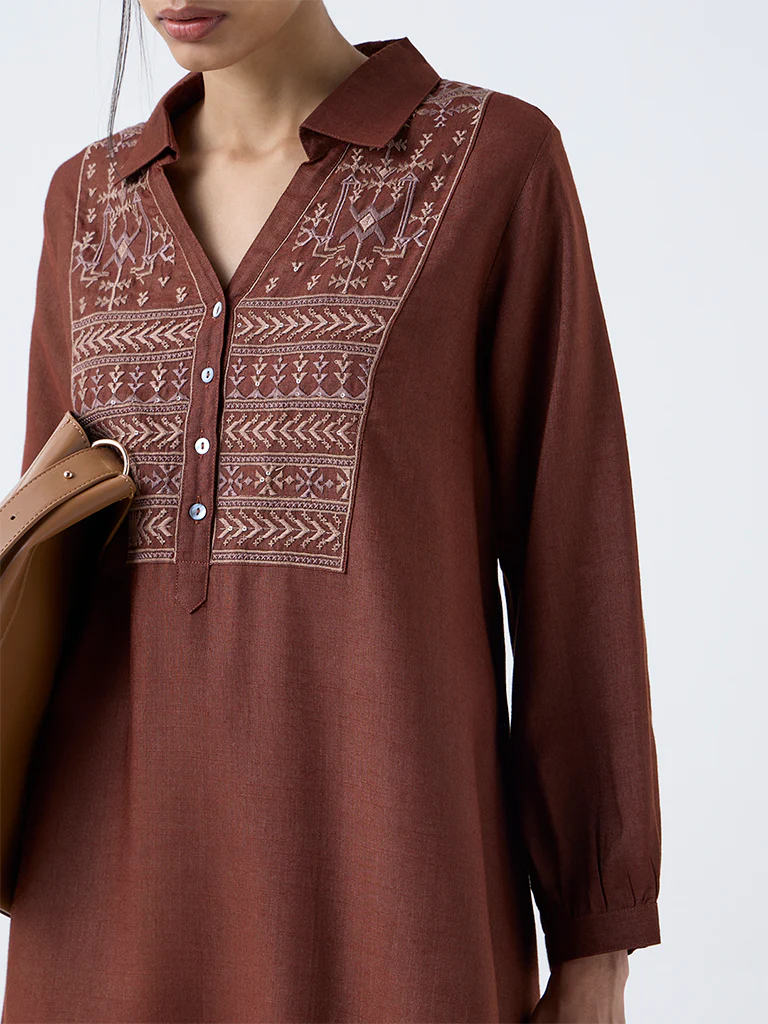 Zuba Brown Embroidered A-Line Kurta - Image 3