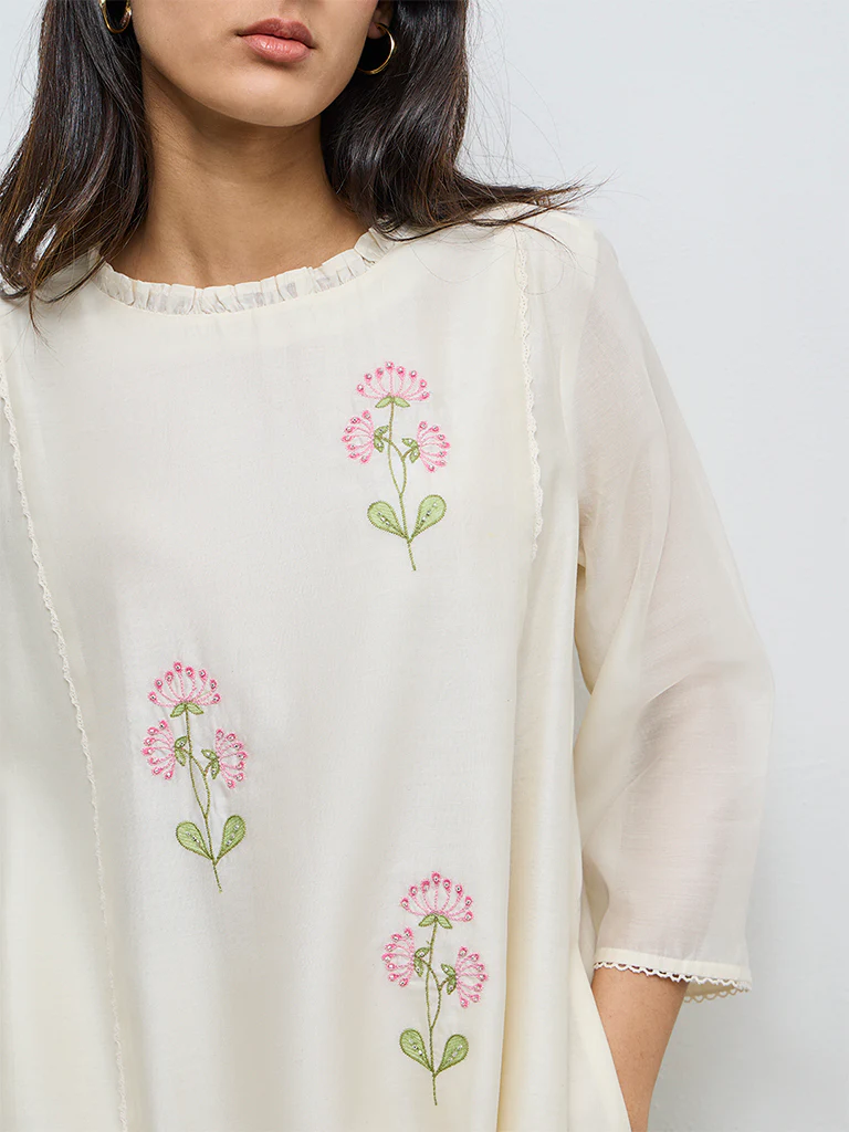 Zuba Cream Floral Embroidered Cotton-Blend A-Line Kurta - Image 3