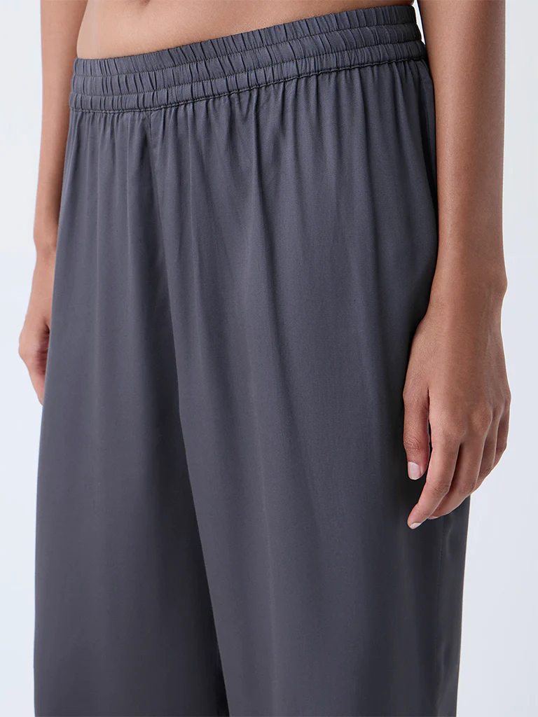 Zuba Grey Solid Pants - Image 3