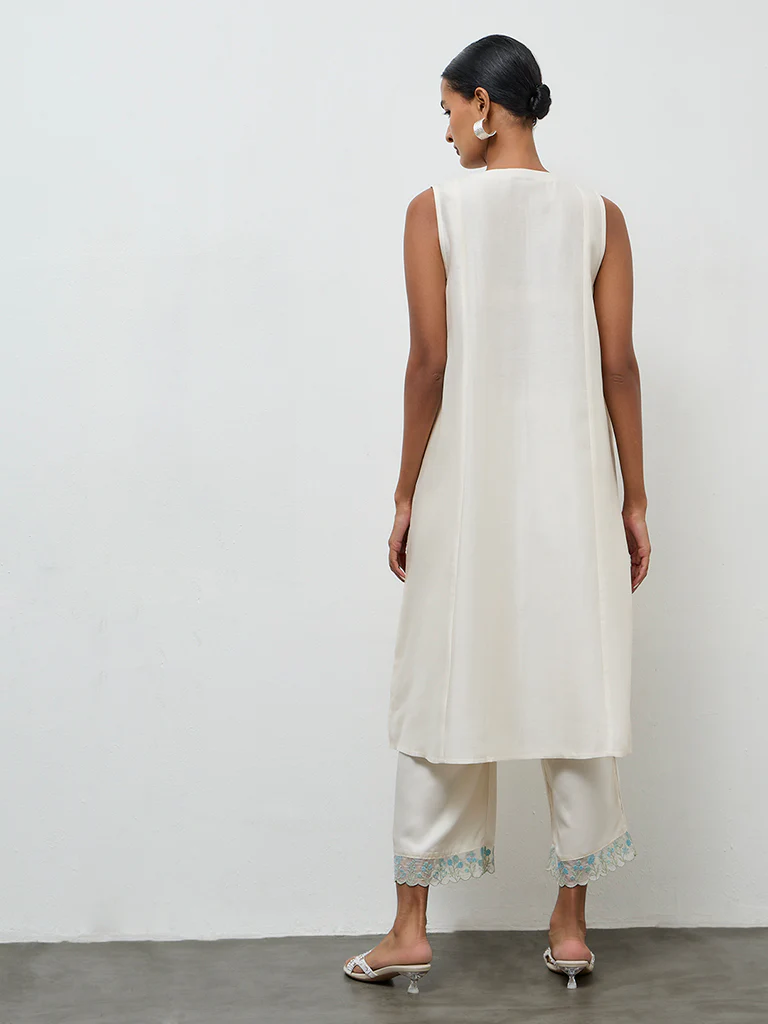 Zuba Ivory Embroidered Cotton-Blend A-Line Kurta - Image 4