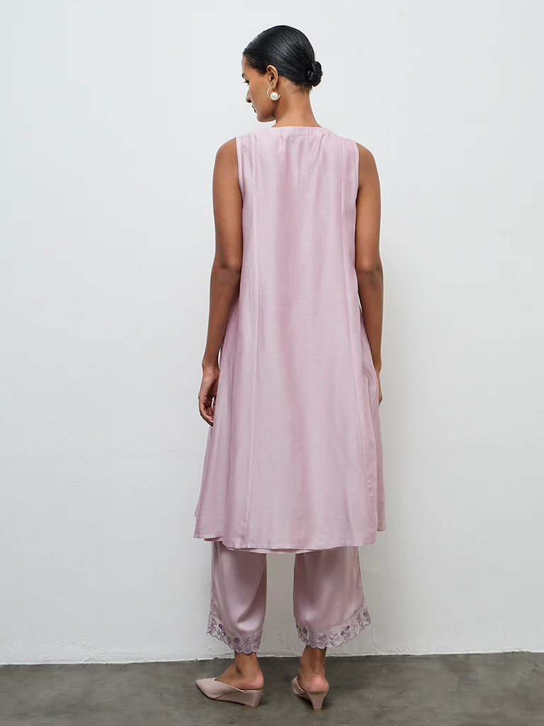 Zuba Lilac Floral Embroidered A-Line Kurta - Image 4