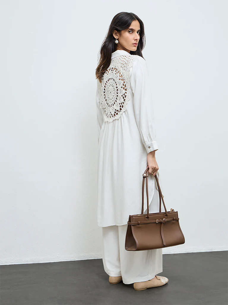 Zuba Off-White Crochet-Detail Asymmetrical Kurta - Image 4