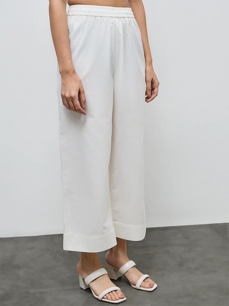 Zuba Off-White Solid Cotton-Blend Pants