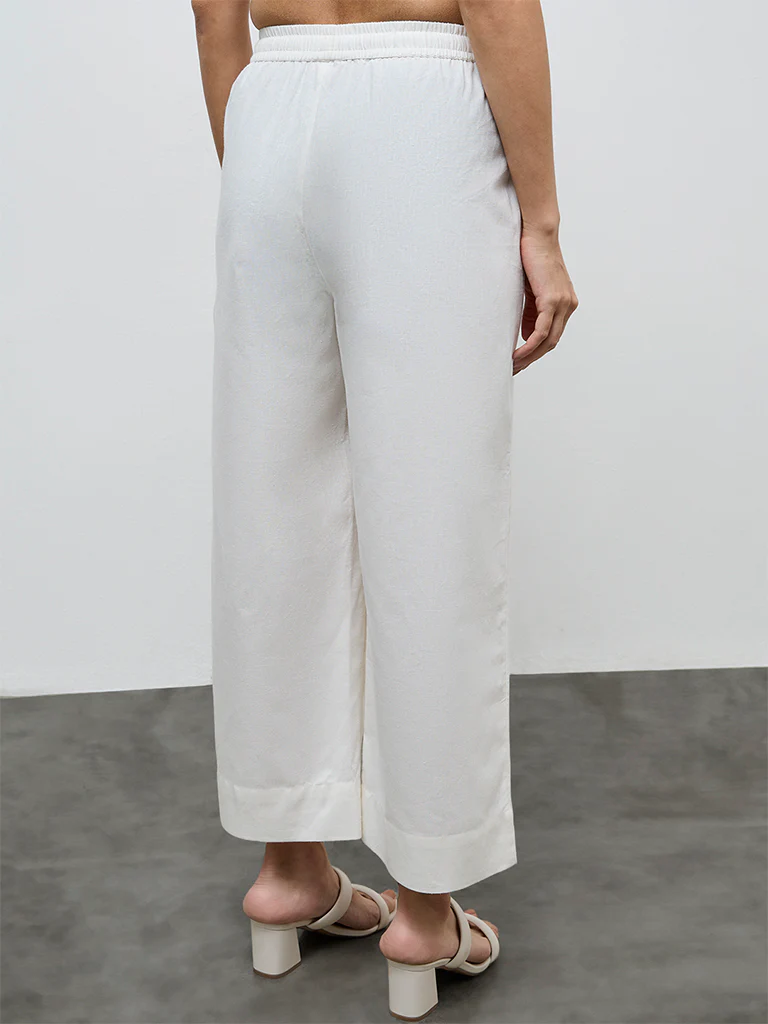 Zuba Off-White Solid Cotton-Blend Pants - Image 4