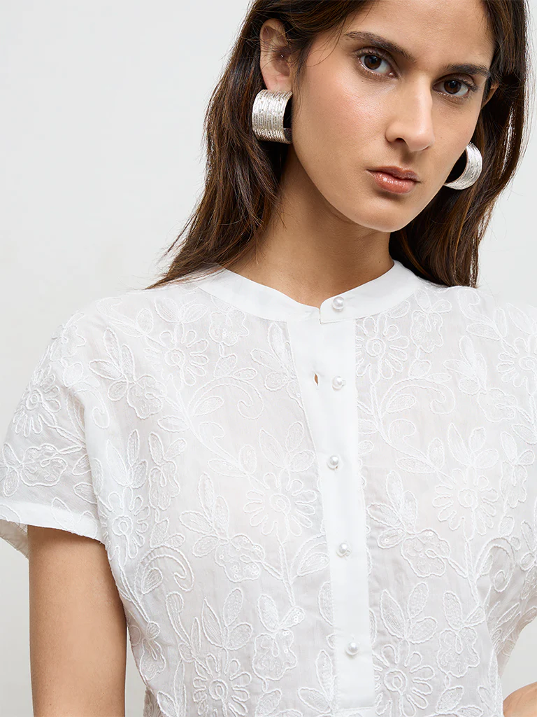Zuba White Floral Embroidered Cotton-Blend A-Line Kurta - Image 3